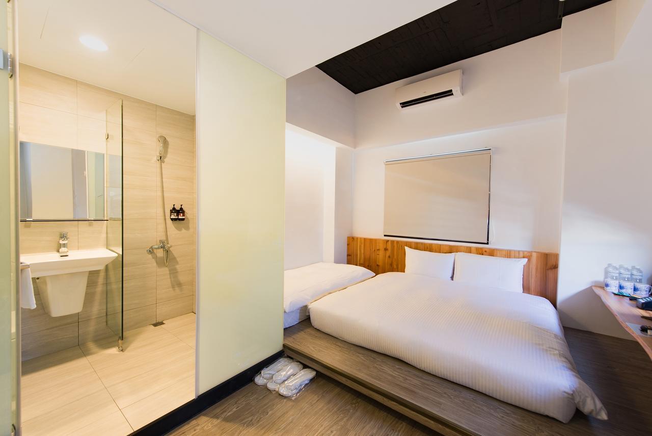 Traveller Inn Tiehua Cultural And Creative Hotel T'ai-tung Buitenkant foto