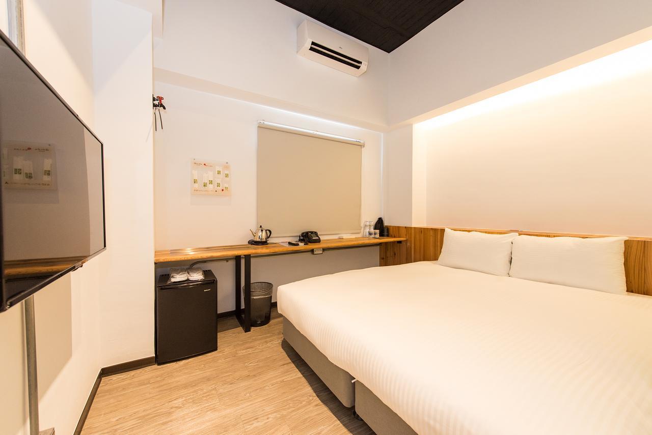 Traveller Inn Tiehua Cultural And Creative Hotel T'ai-tung Buitenkant foto