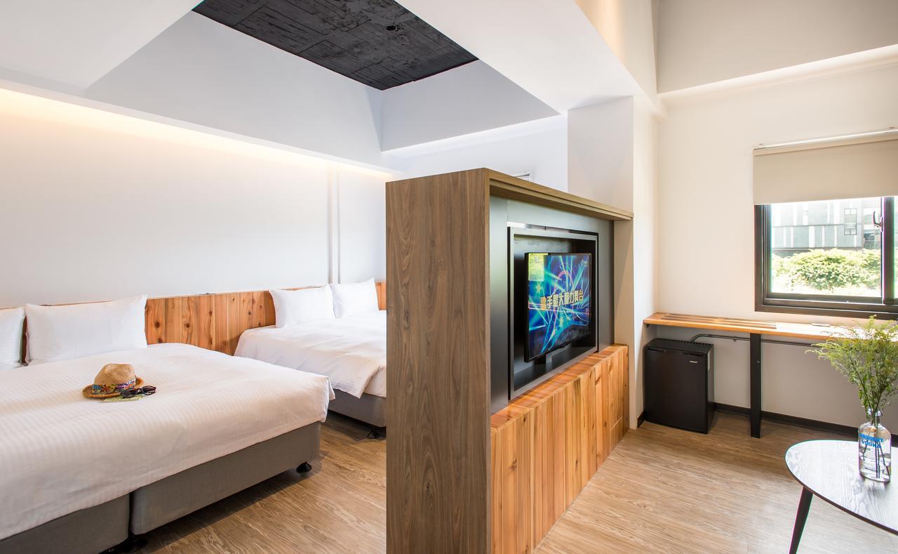 Traveller Inn Tiehua Cultural And Creative Hotel T'ai-tung Buitenkant foto
